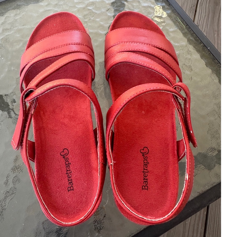Baretraps‎ Janus Red Strappy Wedge Sandals Women's 8.5 M Faux Sude - Picture 5 of 11